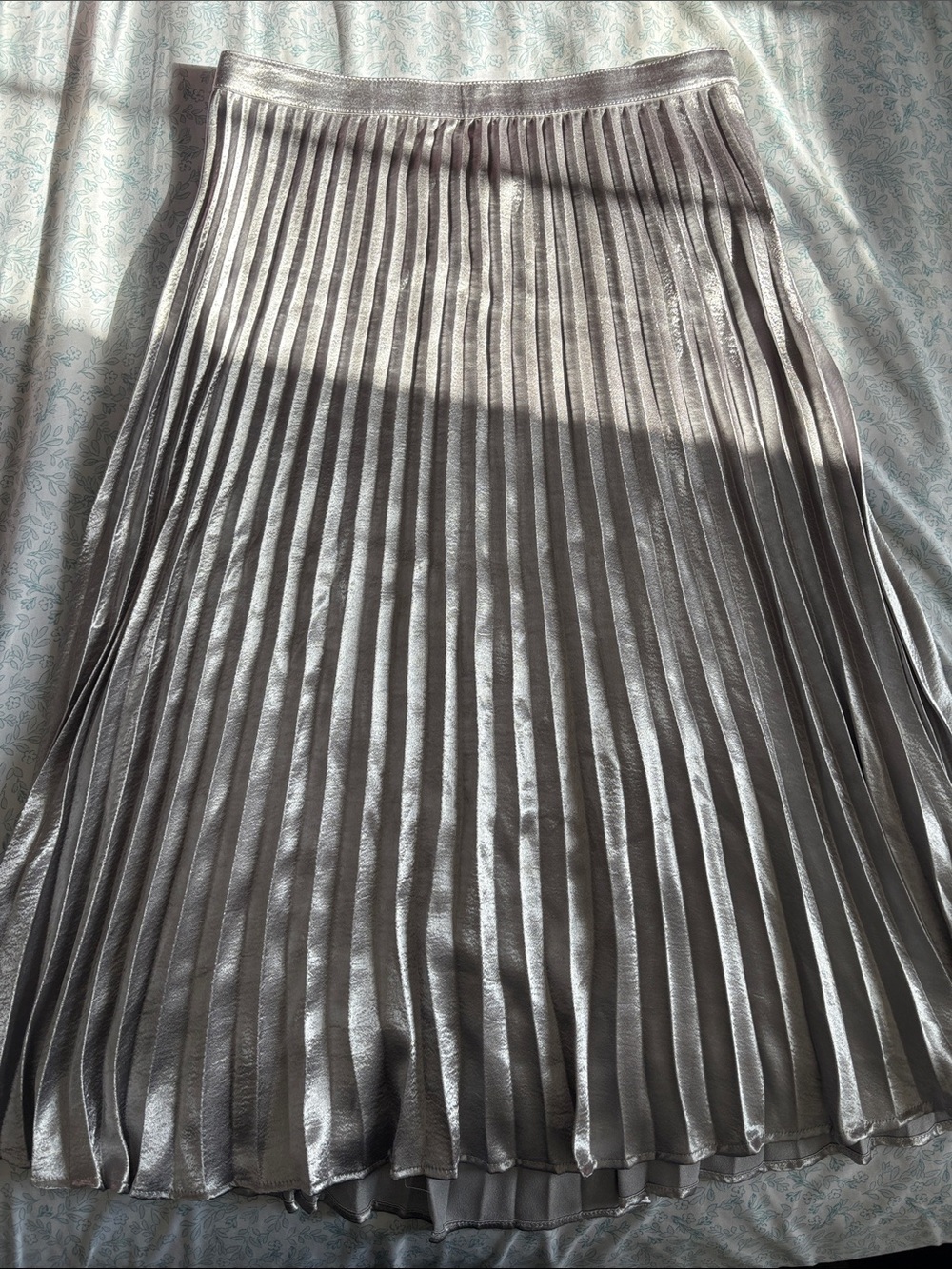 DKNY Metallic Pleated Midi Skirt - Silver